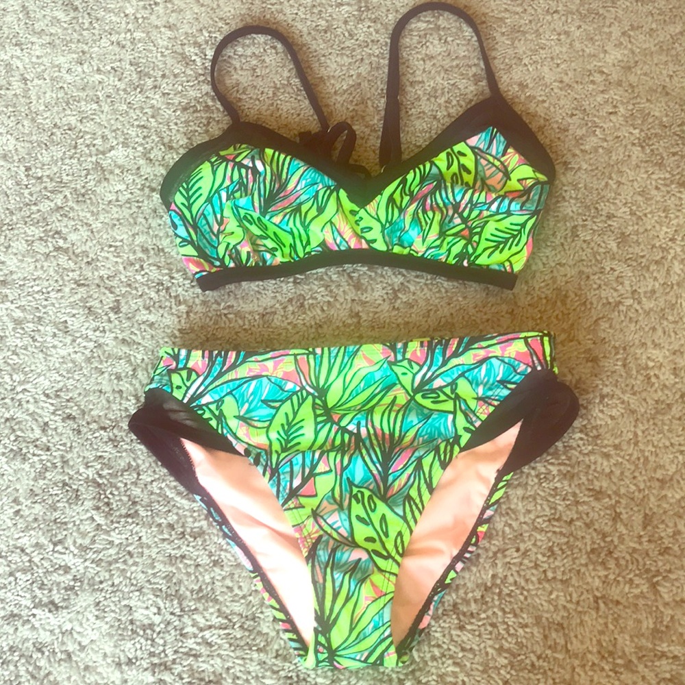 Bikini- NWOT